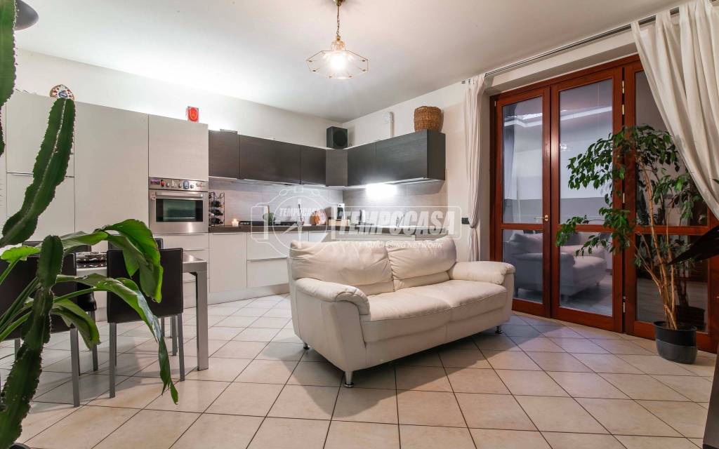 appartamento in vendita ad Olgiate Olona