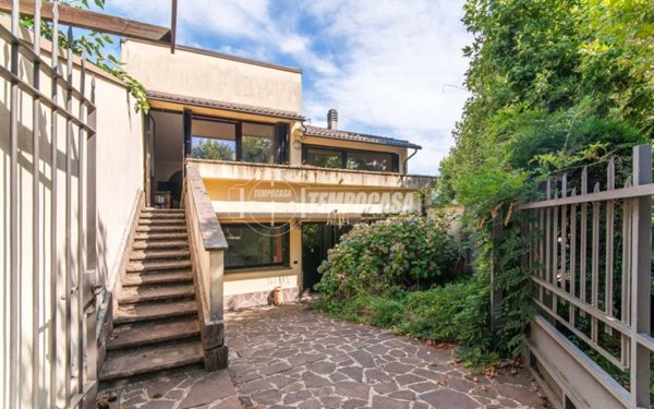 casa indipendente in vendita ad Olgiate Olona