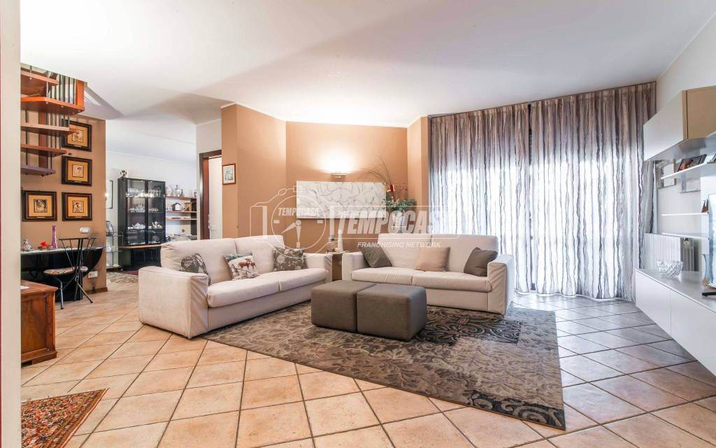 appartamento in vendita ad Olgiate Olona