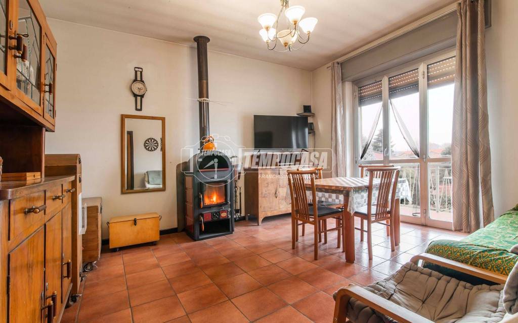 appartamento in vendita ad Olgiate Olona