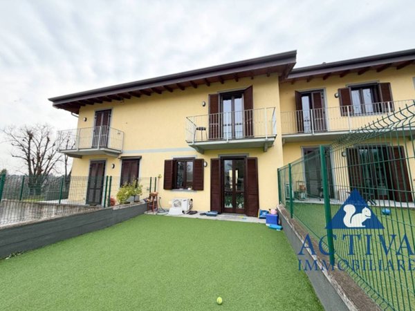 casa indipendente in vendita ad Olgiate Olona