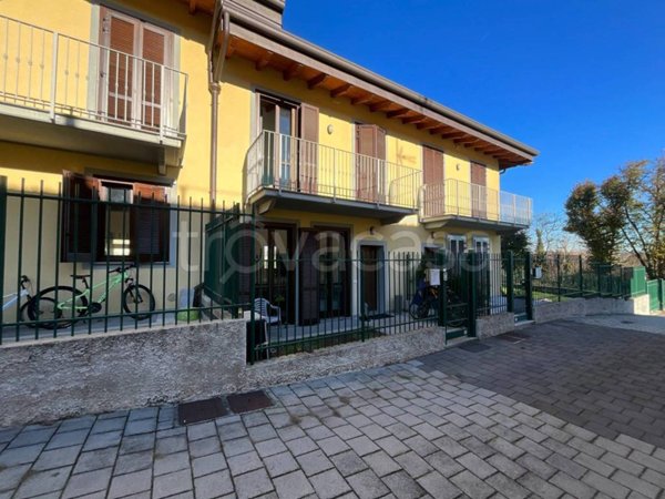 casa indipendente in vendita ad Olgiate Olona