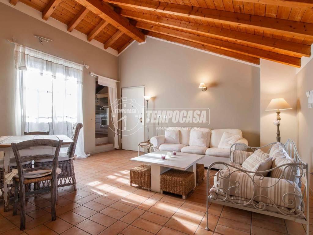 appartamento in vendita ad Olgiate Olona