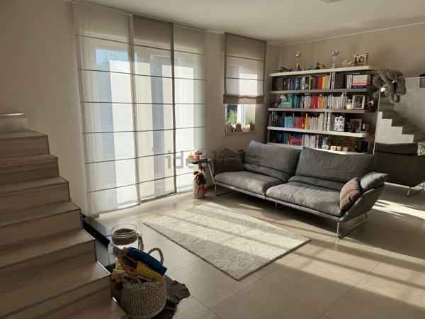 appartamento in vendita ad Olgiate Olona