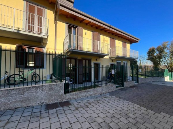 casa indipendente in vendita ad Olgiate Olona