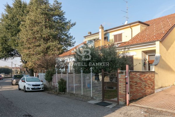 casa indipendente in vendita ad Olgiate Olona