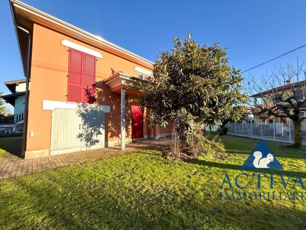 casa indipendente in vendita ad Olgiate Olona