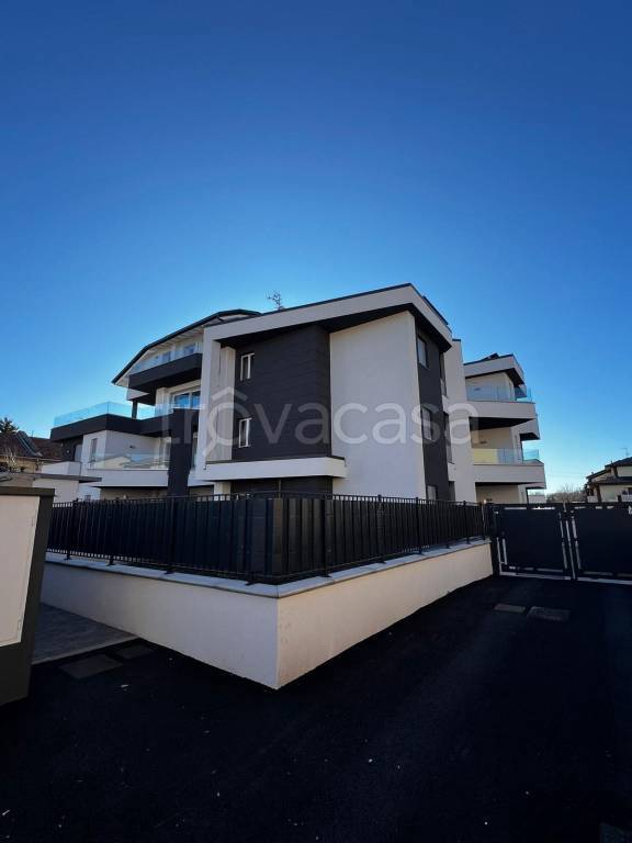 appartamento in vendita ad Olgiate Olona