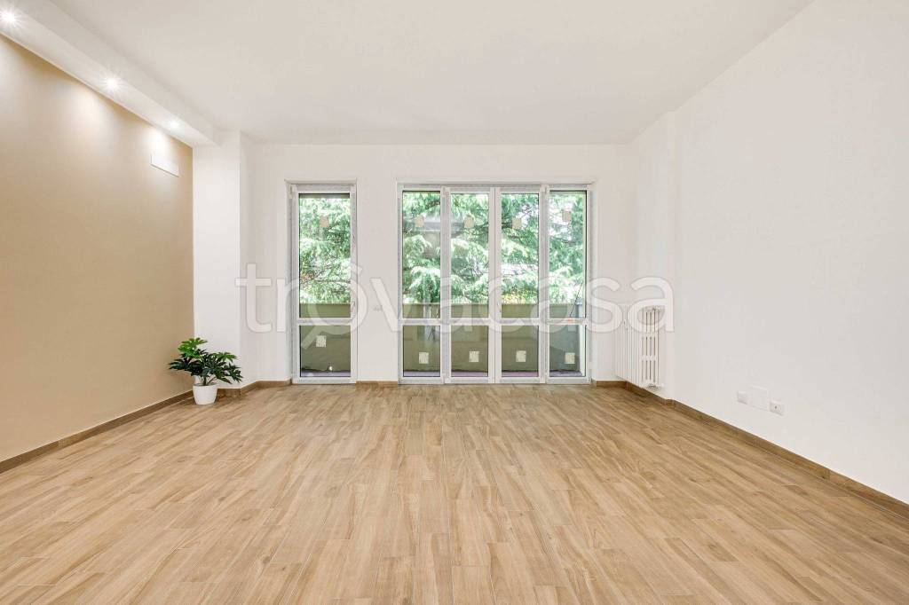 appartamento in vendita ad Olgiate Olona