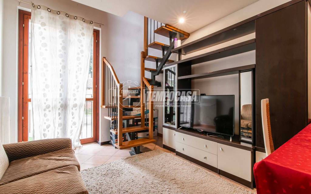 appartamento in vendita ad Olgiate Olona