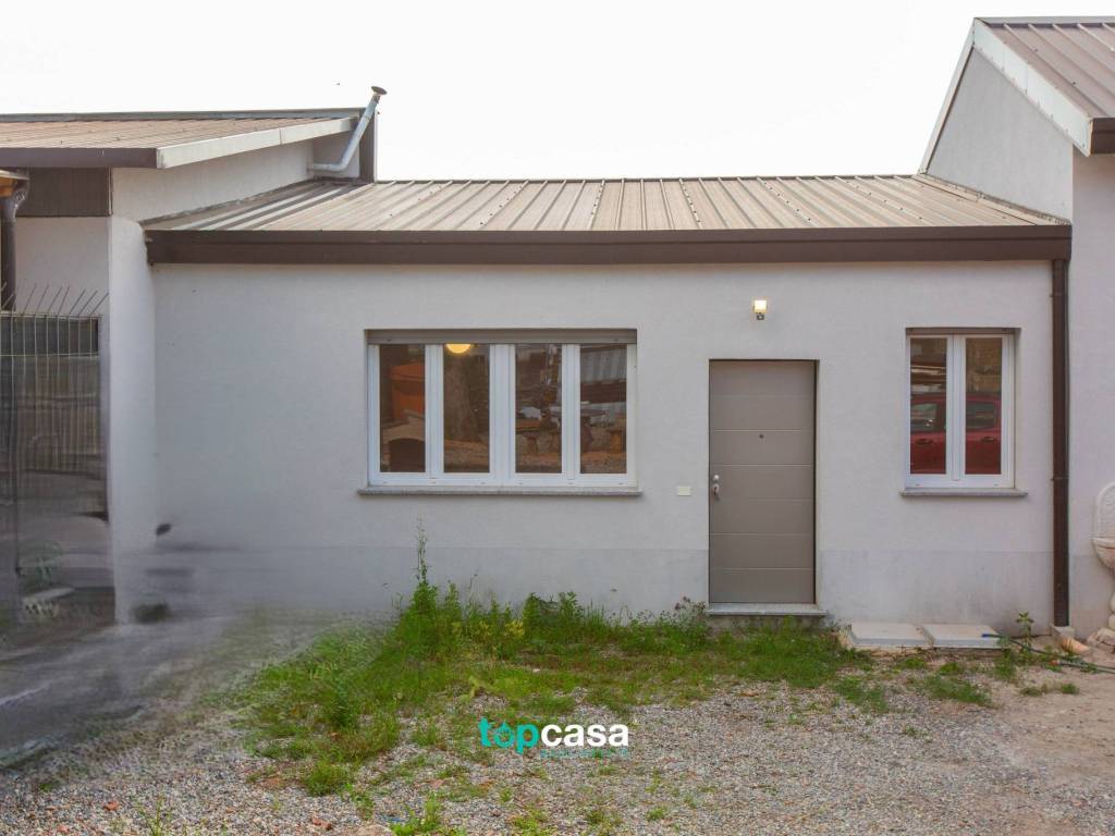 ufficio in vendita ad Olgiate Olona