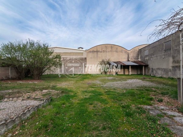 terreno agricolo in vendita ad Olgiate Olona