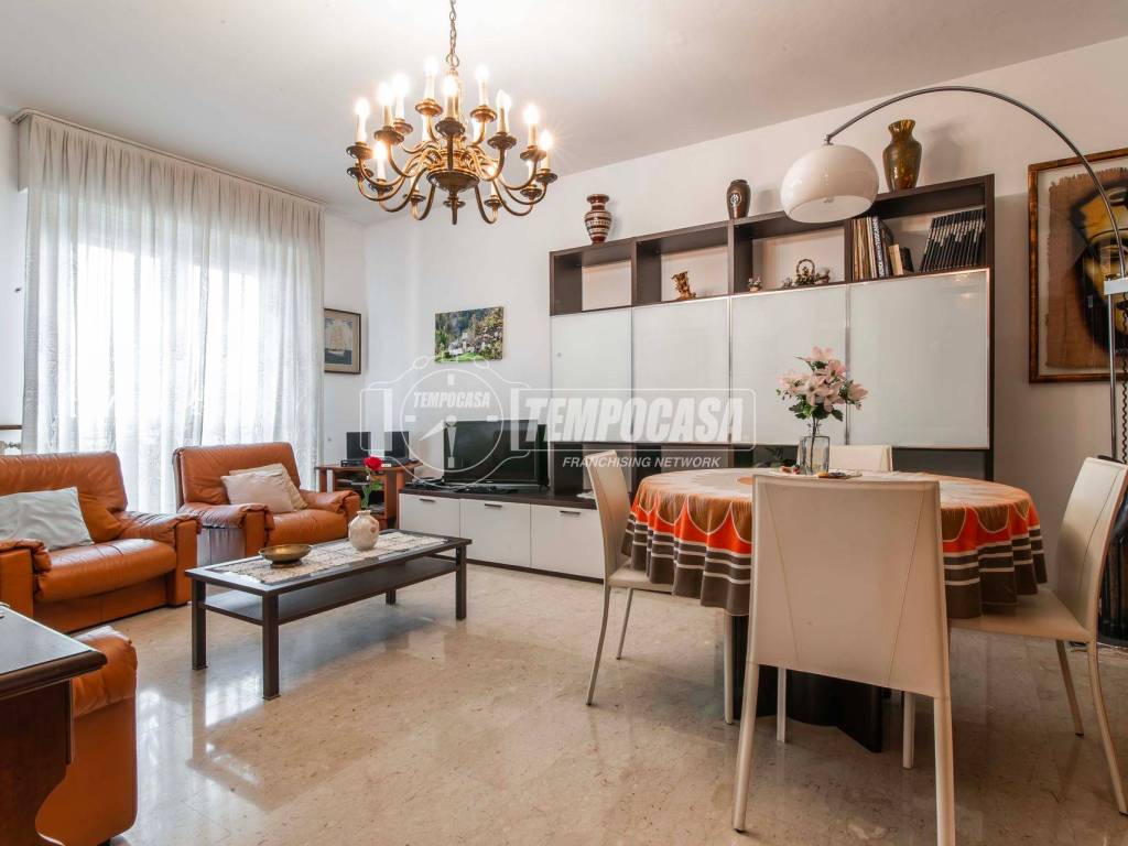 appartamento in vendita ad Olgiate Olona