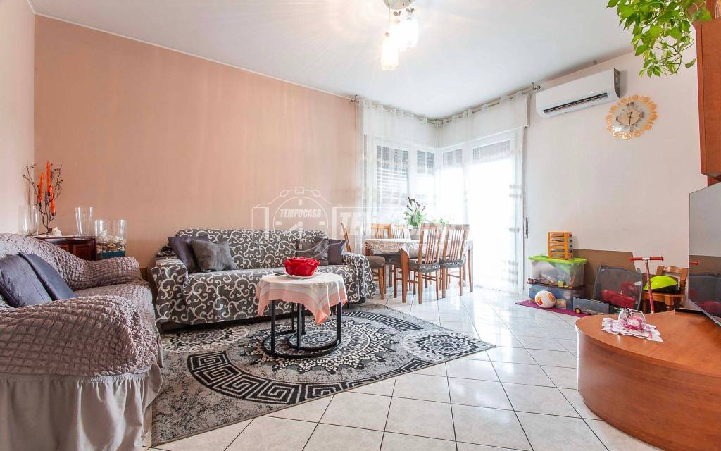 appartamento in vendita ad Olgiate Olona