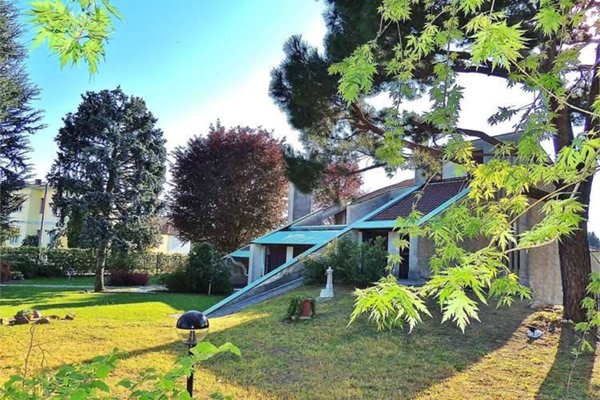 casa indipendente in vendita ad Olgiate Olona