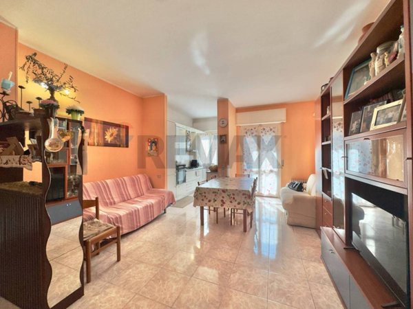 appartamento in vendita ad Olgiate Olona in zona Buon Gesù