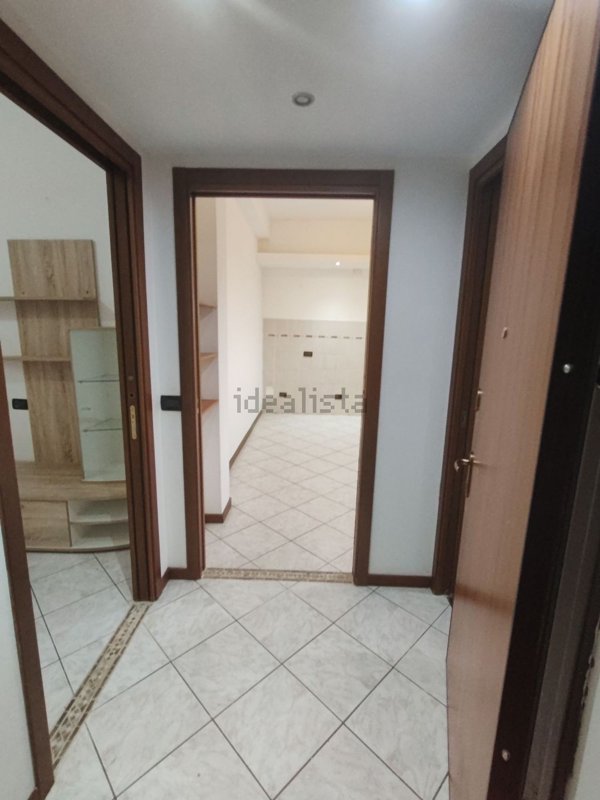 appartamento in vendita ad Olgiate Olona in zona Buon Gesù