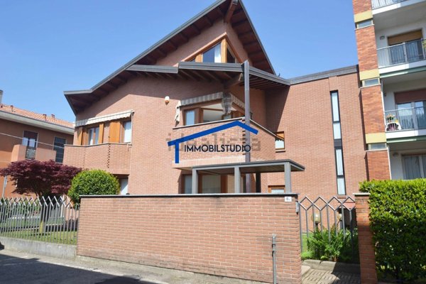 quadrivano in vendita ad Olgiate Olona