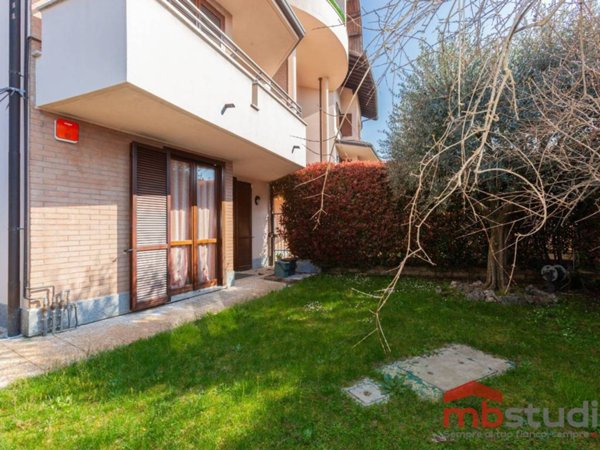 appartamento in vendita ad Olgiate Olona