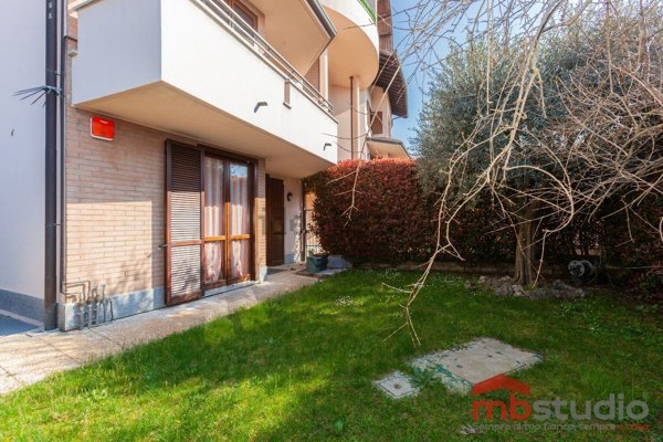 appartamento in vendita ad Olgiate Olona