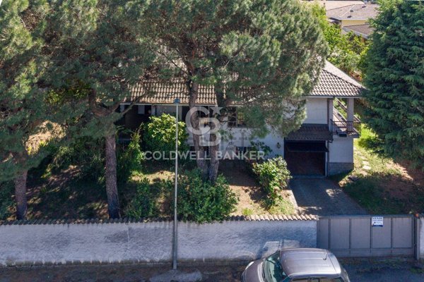 casa indipendente in vendita ad Olgiate Olona