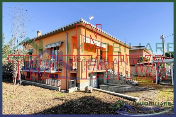 casa indipendente in vendita ad Olgiate Olona in zona Buon Gesù