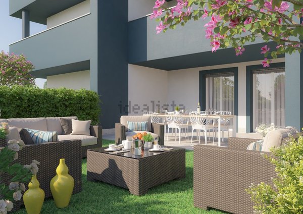 appartamento in vendita ad Olgiate Olona in zona Buon Gesù
