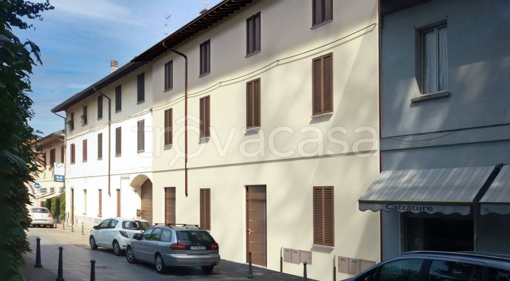 appartamento in vendita ad Olgiate Olona