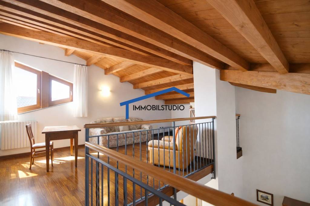 casa indipendente in vendita ad Olgiate Olona