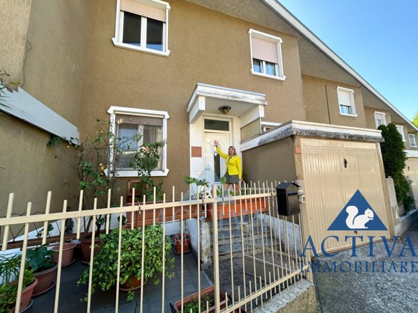 casa indipendente in vendita ad Olgiate Olona in zona Buon Gesù