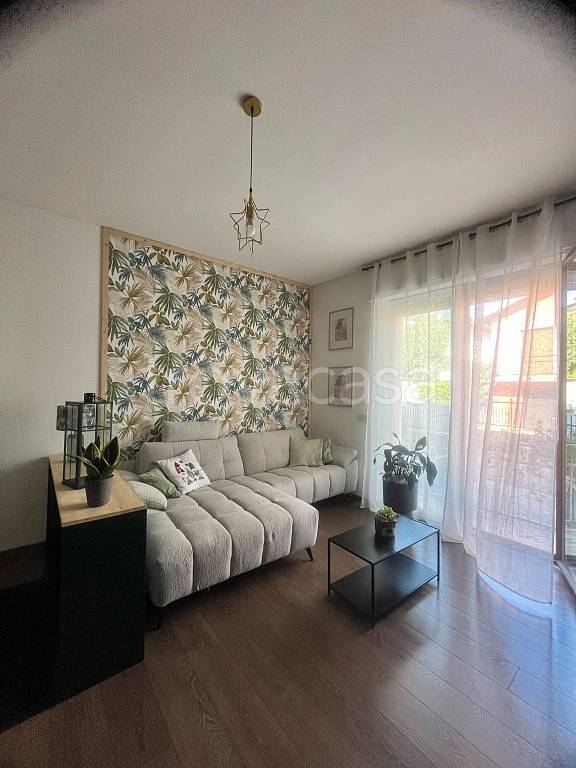 casa indipendente in vendita ad Olgiate Olona in zona Buon Gesù
