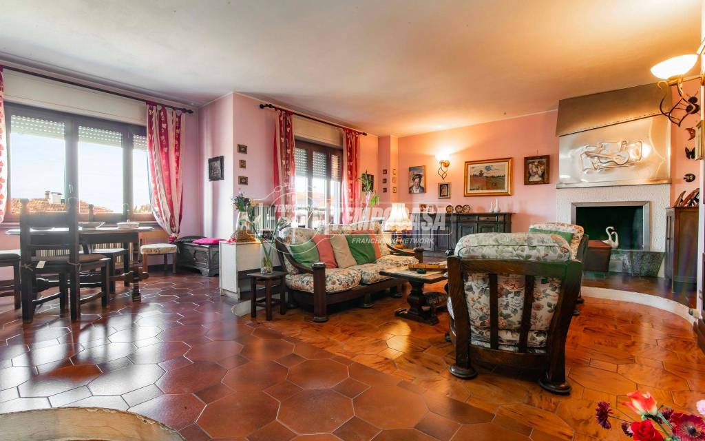 appartamento in vendita ad Olgiate Olona
