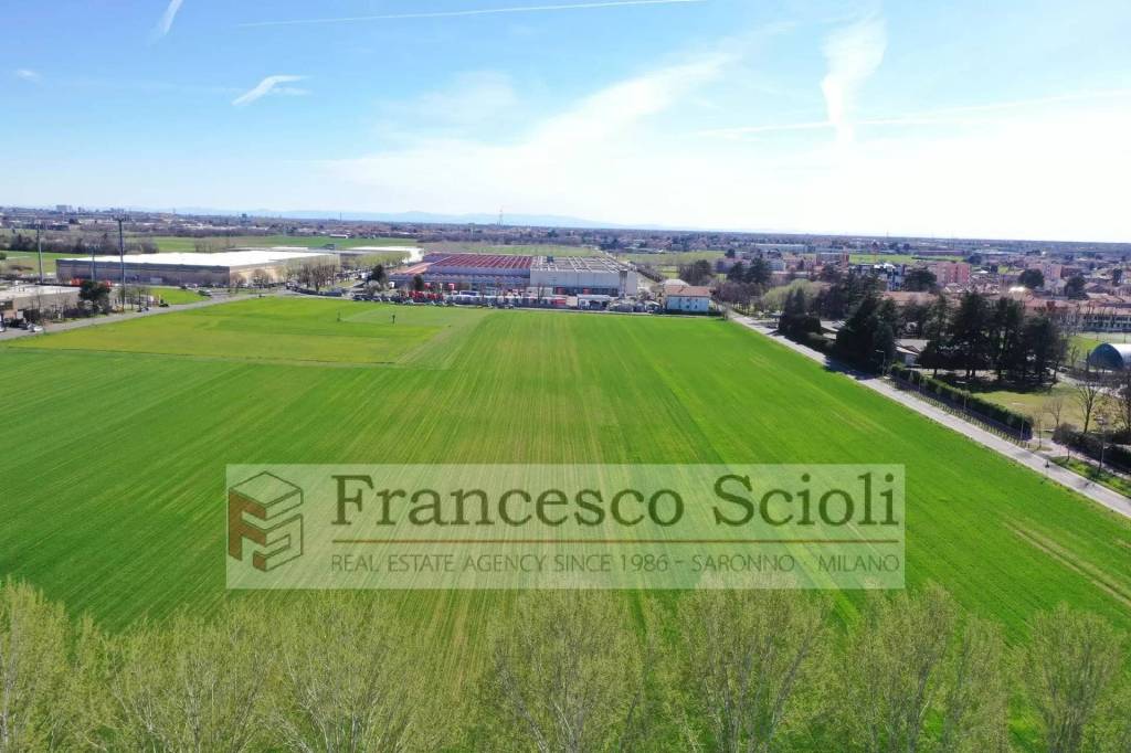 terreno edificabile in vendita ad Origgio