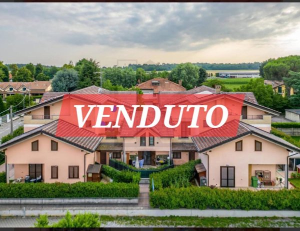 appartamento in vendita ad Origgio