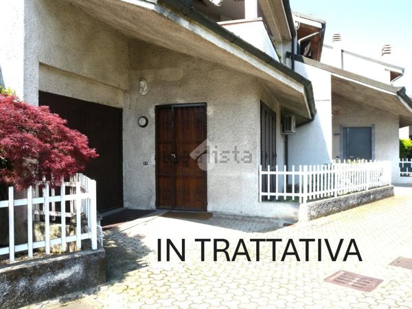 casa indipendente in vendita ad Origgio