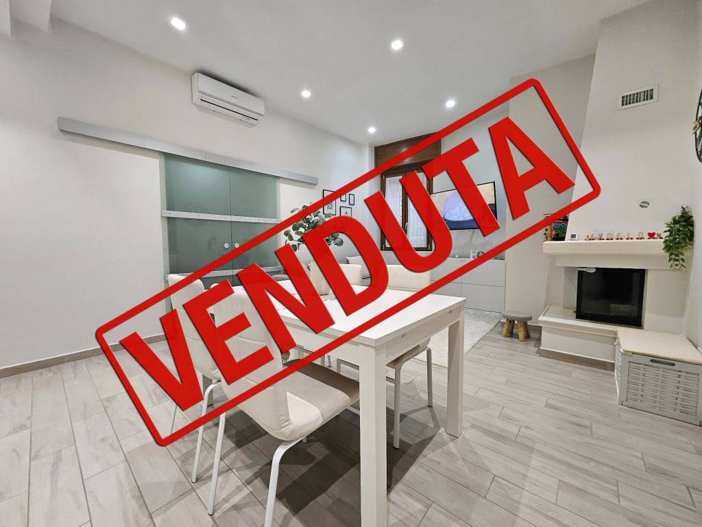 appartamento in vendita ad Origgio