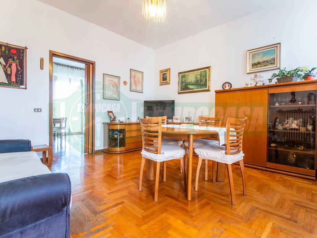 appartamento in vendita ad Origgio