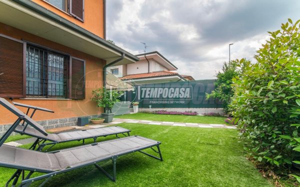 appartamento in vendita ad Origgio