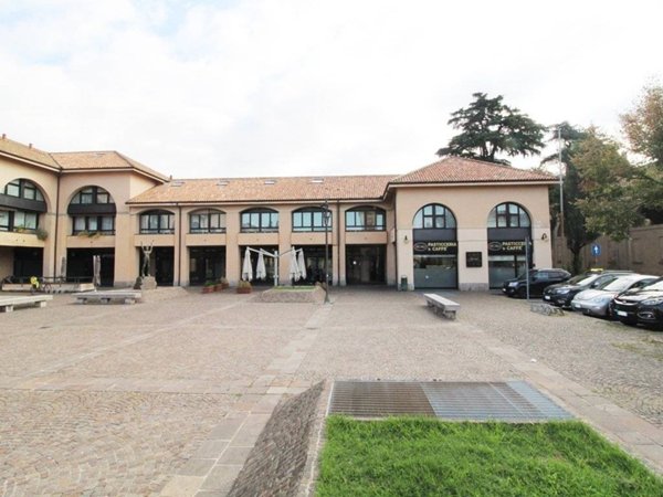 ufficio in vendita ad Origgio