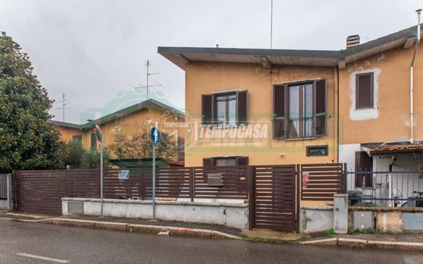 appartamento in vendita ad Origgio