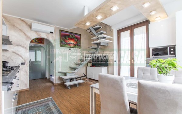 appartamento in vendita ad Origgio