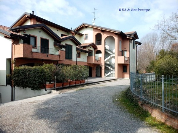 appartamento in vendita ad Origgio