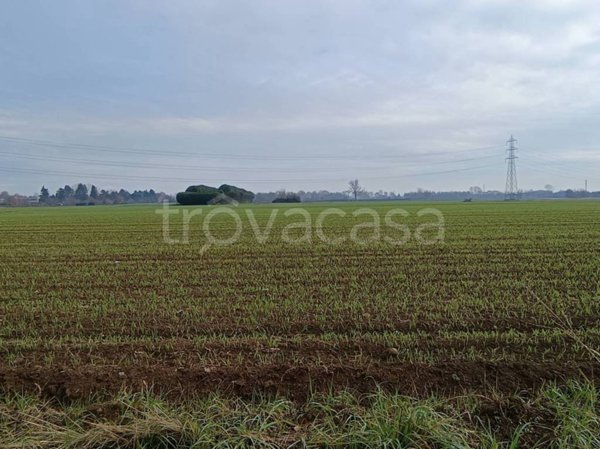 terreno edificabile in vendita ad Origgio
