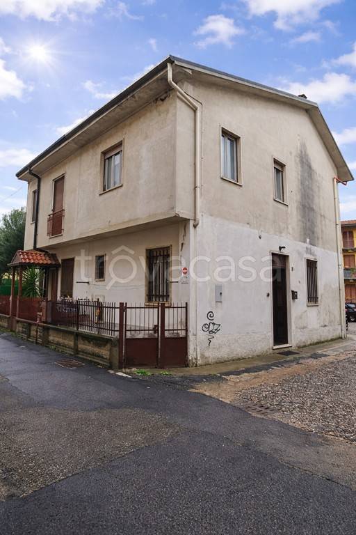 appartamento in vendita ad Origgio