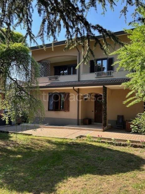 casa indipendente in vendita ad Origgio