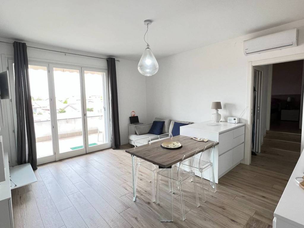 appartamento in vendita ad Origgio