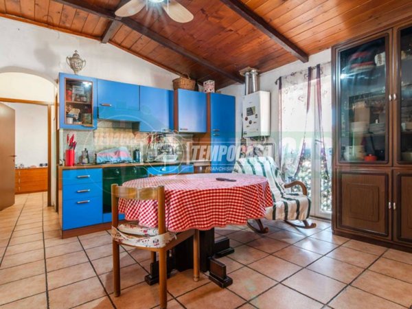 appartamento in vendita ad Origgio