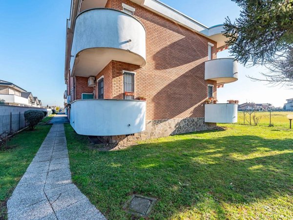 appartamento in vendita ad Origgio