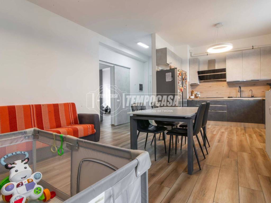 appartamento in vendita ad Origgio