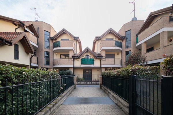 appartamento in vendita ad Origgio